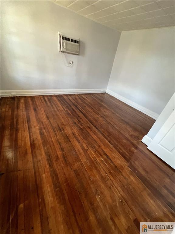 361 Prospect St in Perth Amboy, NJ - Building Photo - Building Photo