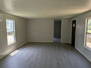 2200 33rd St NE in Hickory, NC - Building Photo - Building Photo