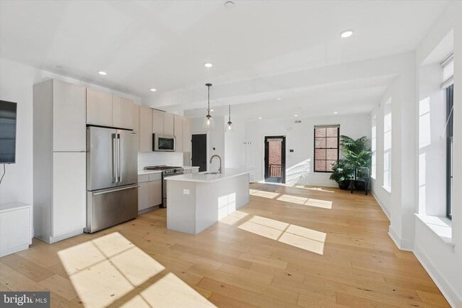 2141 E Hagert St in Philadelphia, PA - Building Photo - Building Photo