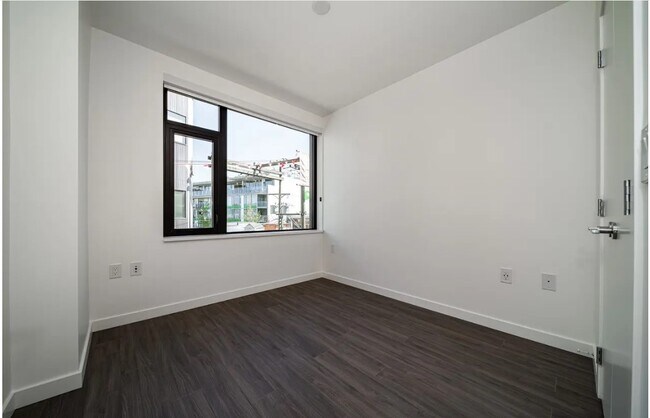 210 E 5th Ave in Vancouver, BC - Building Photo - Building Photo