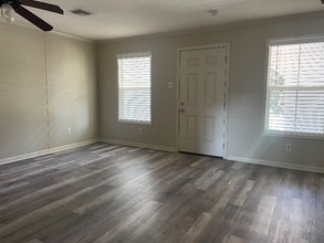 600 E University Ave in Lafayette, LA - Building Photo - Building Photo