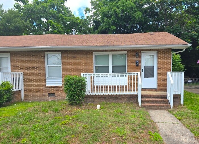 28 Carver Cir in Portsmouth, VA - Building Photo