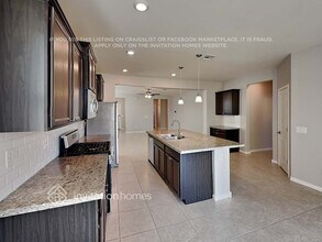 18634 W Townley Ave in Waddell, AZ - Foto de edificio - Building Photo