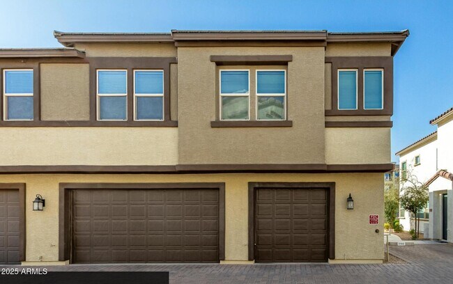 14870 W Encanto Blvd in Goodyear, AZ - Building Photo - Building Photo