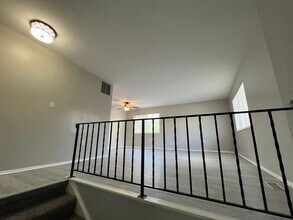 3535-3537 Golden Meadows Ct in Dayton, OH - Building Photo - Building Photo