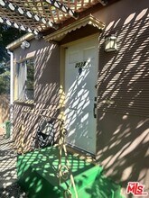 2536 Military Ave in Los Angeles, CA - Foto de edificio - Building Photo