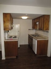 5735 Crestmore Dr in Corpus Christi, TX - Building Photo - Building Photo