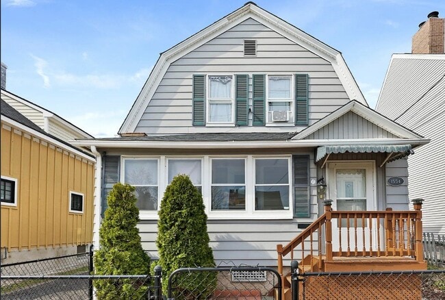 property at 1554 Capitol Ave