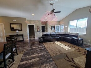 1605 Drummond Blvd in Belgrade, MT - Building Photo - Building Photo