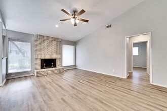 4009 Biscay Dr in Austin, TX - Building Photo - Building Photo
