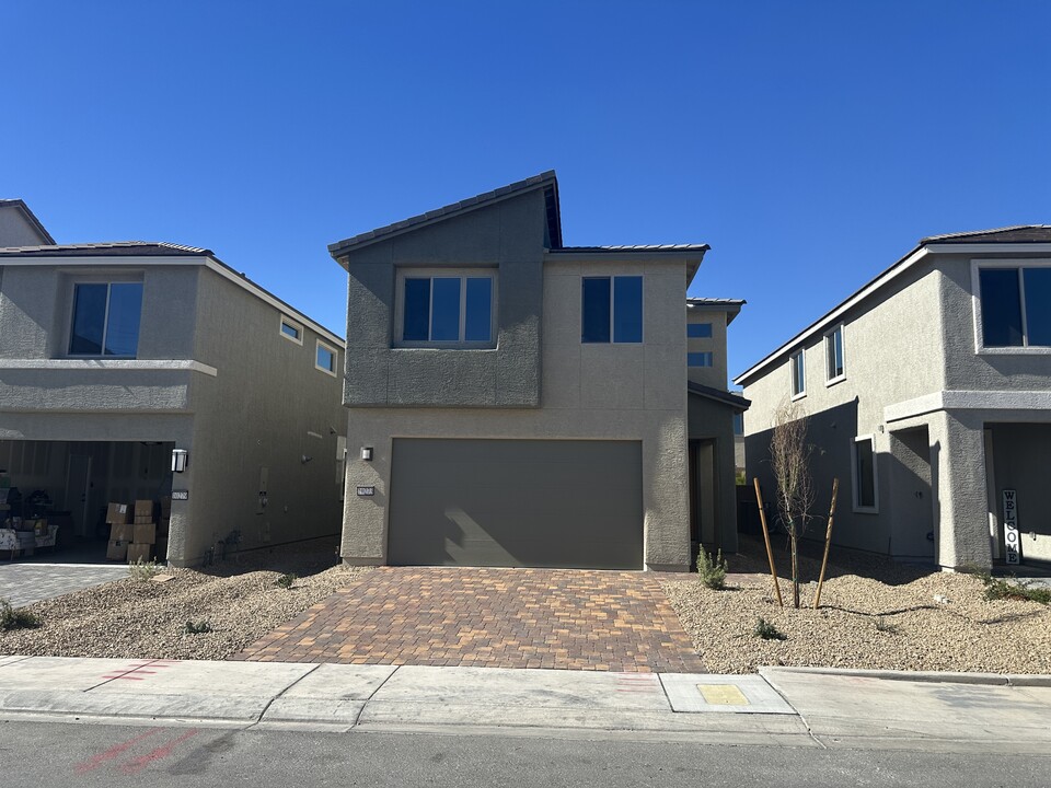 10273 Digby Fine St in Las Vegas, NV - Building Photo