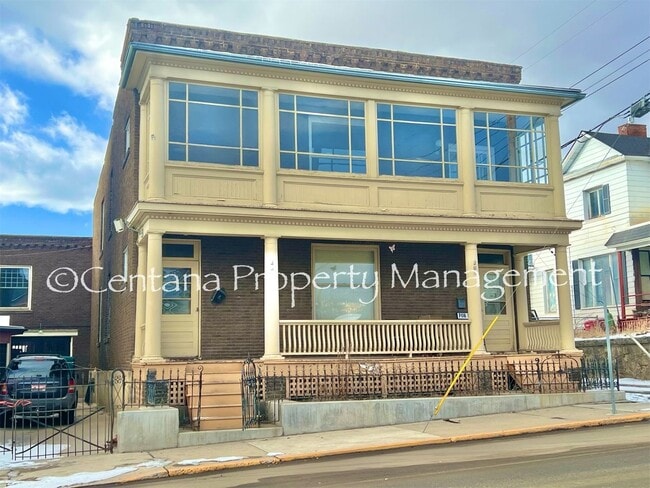 property at 205-207 N Excelsior Ave