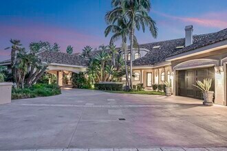 5305 La Crescenta Rd in Rancho Santa Fe, CA - Building Photo - Building Photo