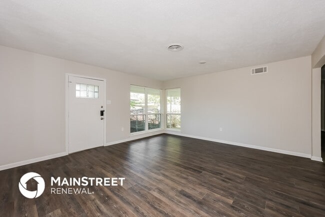 3209 Millmar Dr in Dallas, TX - Building Photo - Building Photo