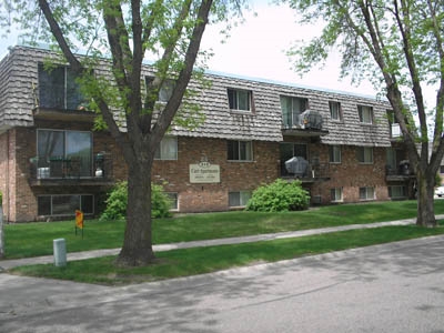 Carr in Fargo, ND - Foto de edificio