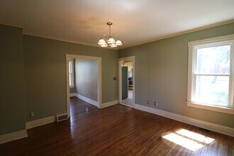 1319 E 12th St in Davenport, IA - Building Photo - Building Photo