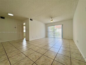 11232 SW 12th St in Pembroke Pines, FL - Building Photo - Building Photo