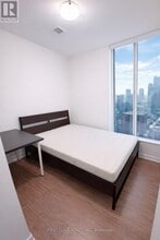 203 College St in Toronto, ON - Building Photo - Building Photo