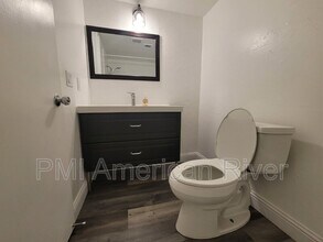 941 Fulton Ave in Sacramento, CA - Building Photo - Building Photo