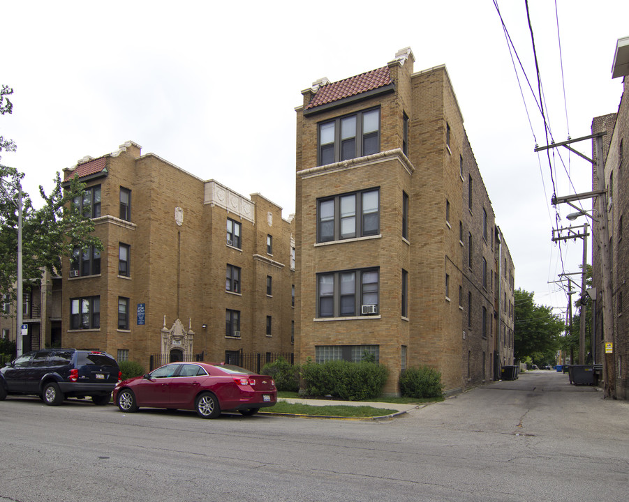 5716-5726 W Washington Blvd in Chicago, IL - Building Photo