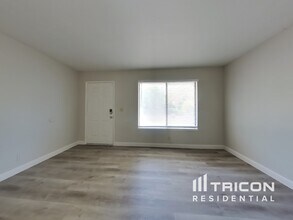26560 Madison St in Esparto, CA - Building Photo - Building Photo