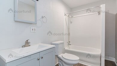 11 Pleasant St in Franklin, NH - Building Photo - Building Photo