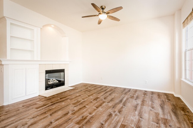 903 Lawrence Dr, Unit 903 Lawrence in San Luis Obispo, CA - Building Photo - Building Photo