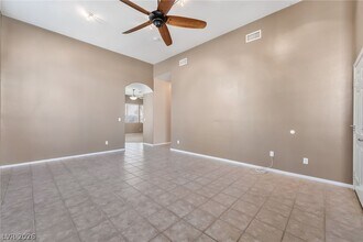 9324 Heatwave St in Las Vegas, NV - Building Photo - Building Photo