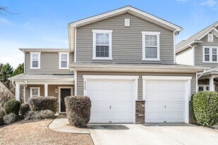 6329 Highland Commons Dr in Charlotte, NC - Building Photo