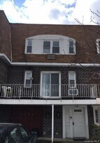 41-41-60 Little Neck Pkwy in Queens, NY - Building Photo