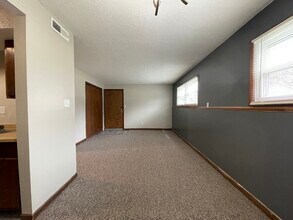 714 N Campbell St in Macomb, IL - Building Photo - Building Photo