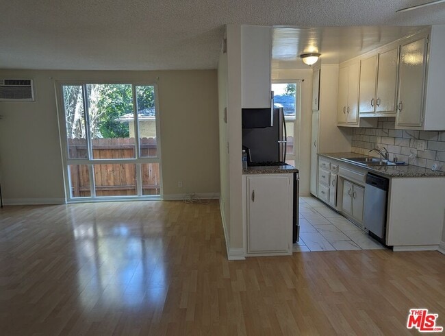 property at 633 N Sweetzer Ave