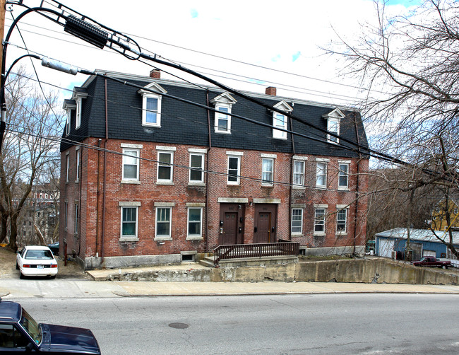 805-807 Front St in Woonsocket, RI - Building Photo - Building Photo