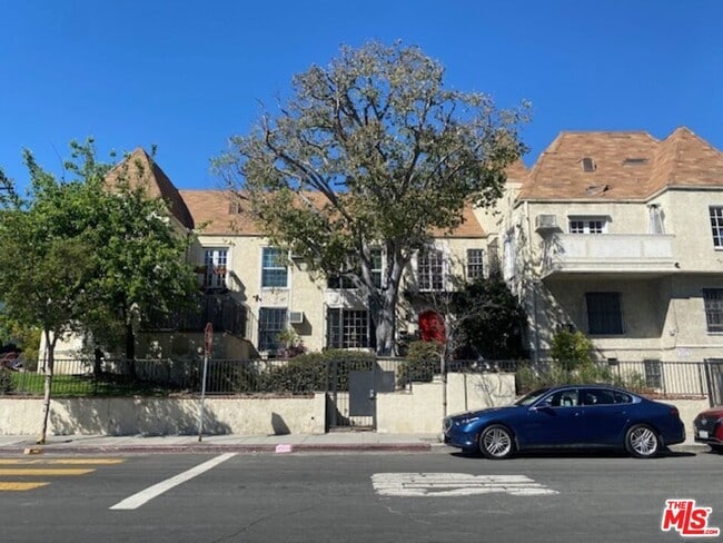 property at 1600 N Martel Ave