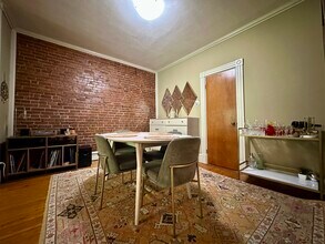 279 Chestnut Ave, Unit 279 Chestnut, #2, Boston in Boston, MA - Building Photo - Building Photo