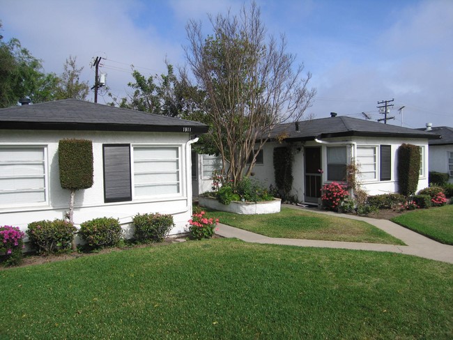 1917 Church St in Costa Mesa, CA - Building Photo - Building Photo