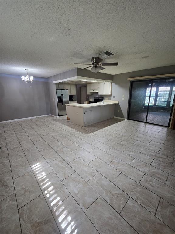 11264 Topaz St in Spring Hill, FL - Foto de edificio - Building Photo
