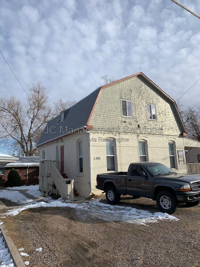property at 3652 Teller St