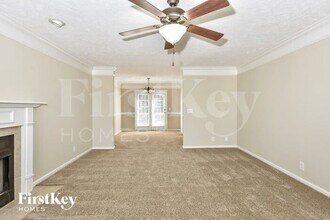 712 Winding Bluff Way in Clarksville, TN - Building Photo - Building Photo