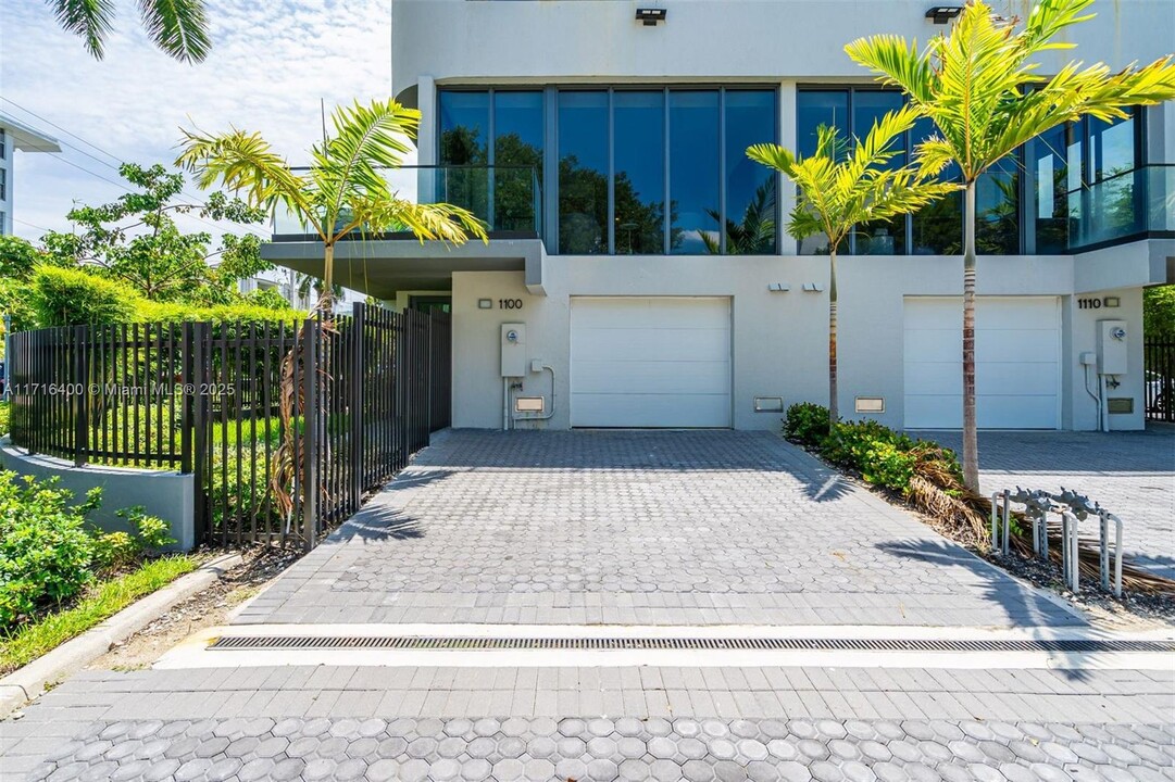 9350 Bay Harbor Terrace in Bay Harbor Islands, FL - Building Photo