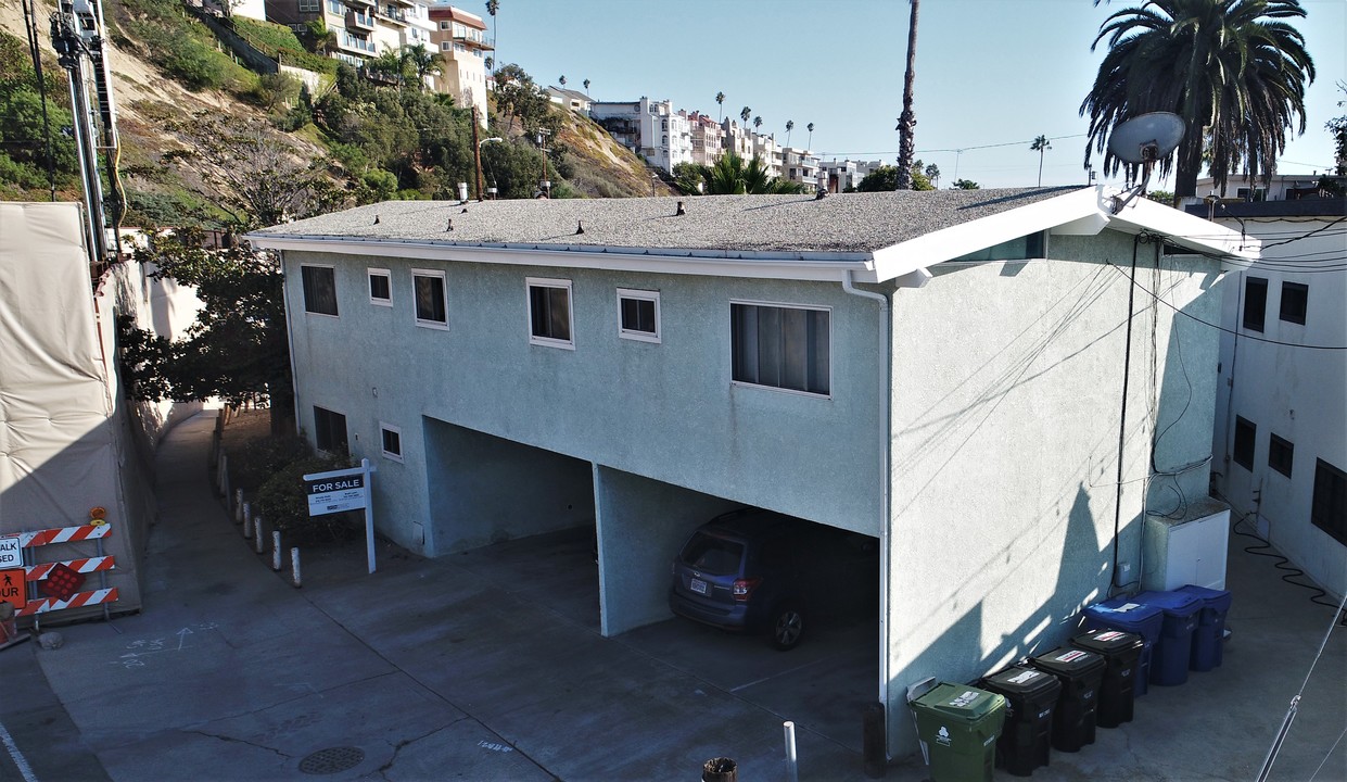 123 Montreal St in Playa Del Rey, CA - Building Photo