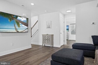 8 N Buffalo Ave in Ventnor City, NJ - Building Photo - Building Photo