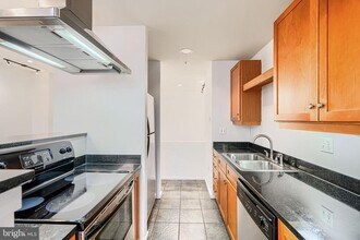 1211 Light St in Baltimore, MD - Building Photo - Building Photo