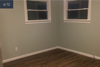 207 Green St in Savoy, IL - Building Photo - Building Photo