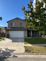 6040 Oleander Ln in Marysville, CA - Building Photo