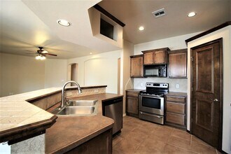 16601 La Paloma Lane in Edmond, OK - Building Photo - Building Photo