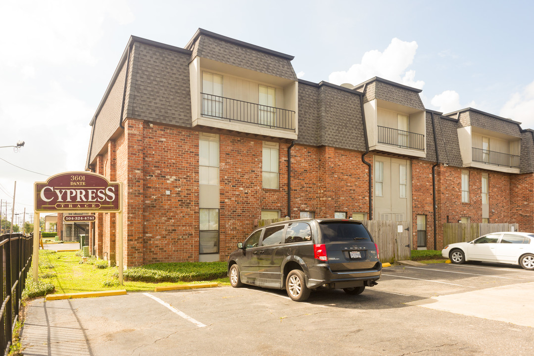 Cypress Trace Apartment in New Orleans, LA - Building Photo