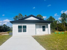 2001 East 15th Street in Lehigh Acres, FL - Building Photo