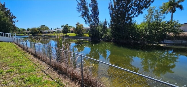 420 SE 15th Terrace in Cape Coral, FL - Building Photo - Building Photo