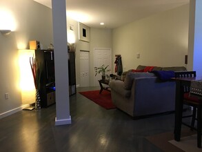 18 Bow St, Unit 13 in Somerville, MA - Foto de edificio - Building Photo